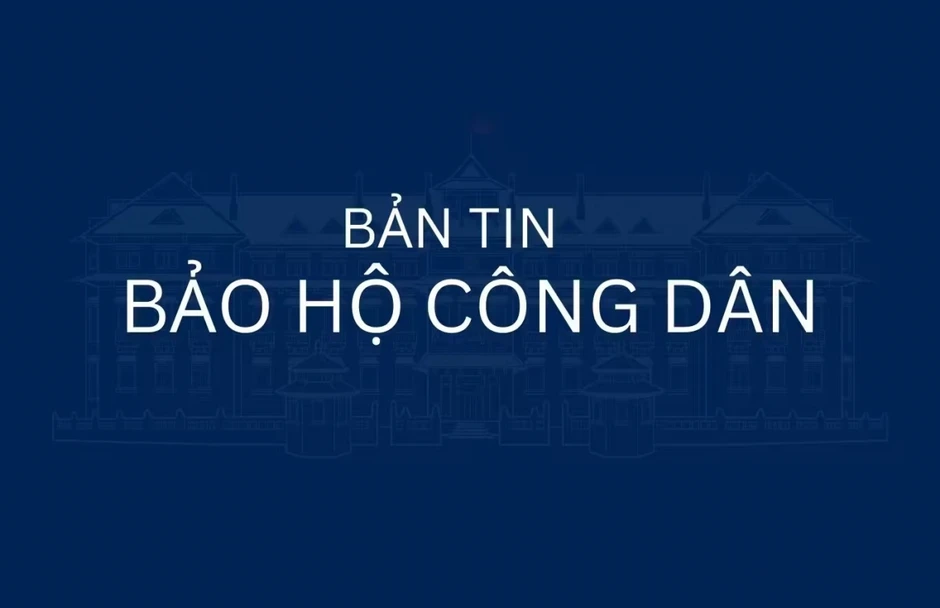 Việt Nam đưa 48 người trên tàu gặp nạn ở Biển Đông về đất liền Việt Nam đưa 48 người trên tàu gặp nạn ở Biển Đông về đất liền