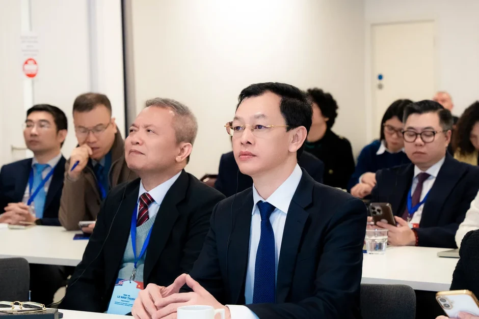 Việt Nam - Vương quốc Anh tăng cường trao đổi kinh nghiệm trong chăm sóc y tế dự phòng Việt Nam - Vương quốc Anh tăng cường trao đổi kinh nghiệm trong chăm sóc y tế dự phòng
