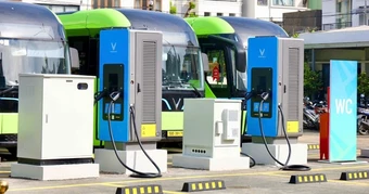 VinBus tiếp nhận 7 tuyến xe buýt điện tại TPHCM