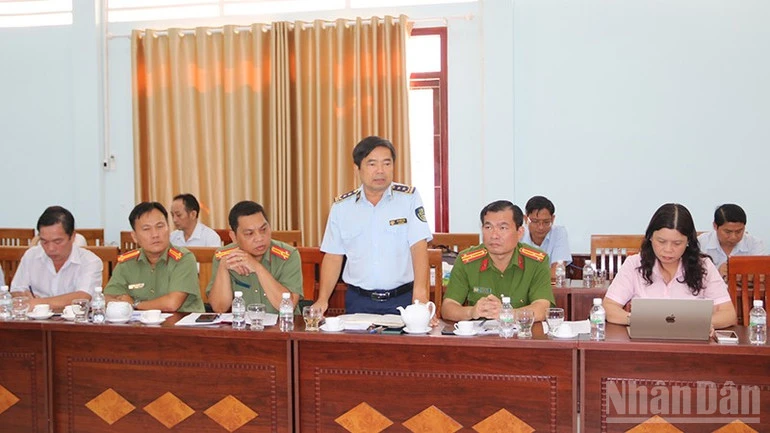 Vĩnh Long bảo đảm nguồn cung xăng, dầu phục vụ nhu cầu sản xuất, sinh hoạt của người dân Vĩnh Long bảo đảm nguồn cung xăng, dầu phục vụ nhu cầu sản xuất, sinh hoạt của người dân