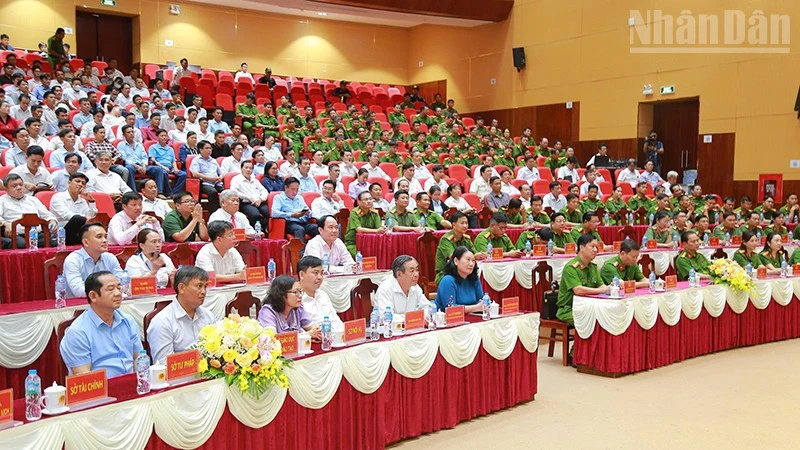 Vĩnh Long gặp mặt, biểu dương các gương điển hình trong tái hòa nhập cộng đồng
