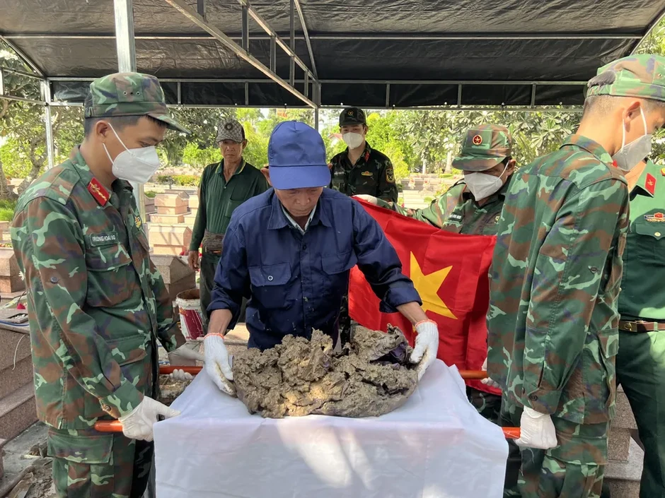 Vĩnh Long: Tiếp nhận 19 thông tin về khu vực nghi có mộ tập thể bộ đội hy sinh Vĩnh Long: Tiếp nhận 19 thông tin về khu vực nghi có mộ tập thể bộ đội hy sinh