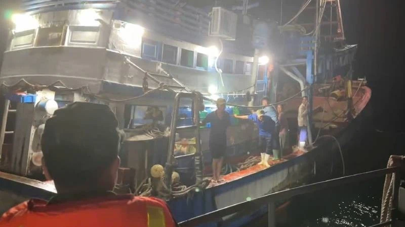 Vĩnh Long: Xử lý nhiều vụ vi phạm trên biển Vĩnh Long: Xử lý nhiều vụ vi phạm trên biển