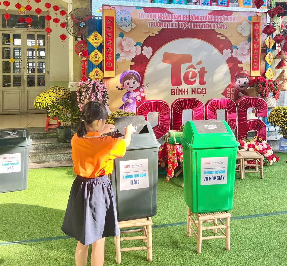 Vỏ hộp sữa và bài toán kinh tế tuần hoàn: Từ bài học nhỏ đến thay đổi lớn Vỏ hộp sữa và bài toán kinh tế tuần hoàn: Từ bài học nhỏ đến thay đổi lớn