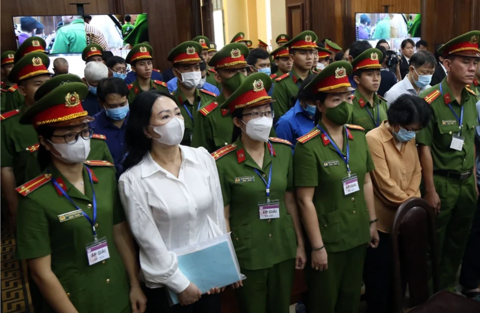 Với đề xuất mới nhất của Bộ Công an, chỉ còn 4 tội danh có mức phạt tử hình Với đề xuất mới nhất của Bộ Công an, chỉ còn 4 tội danh có mức phạt tử hình