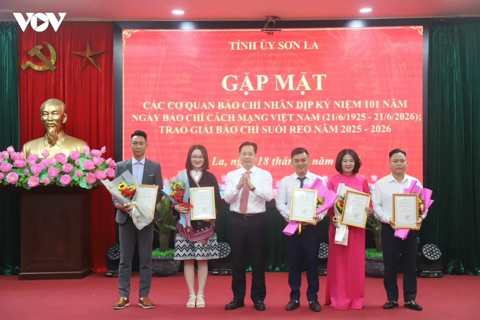 TinVina Tây Bắc đoạt nhiều giải tại Giải Báo chí Suối Reo tỉnh Sơn La TinVina Tây Bắc đoạt nhiều giải tại Giải Báo chí Suối Reo tỉnh Sơn La