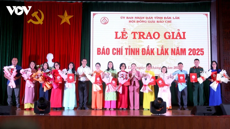 TinVina Tây Nguyên đạt 6 giải báo chí xuất sắc tỉnh Đắk Lắk năm 2025 TinVina Tây Nguyên đạt 6 giải báo chí xuất sắc tỉnh Đắk Lắk năm 2025