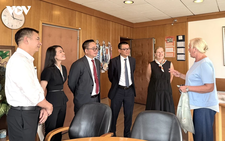 TinVina và Đài PT-TH Slovenia thúc đẩy hợp tác truyền thông trong kỷ nguyên số TinVina và Đài PT-TH Slovenia thúc đẩy hợp tác truyền thông trong kỷ nguyên số