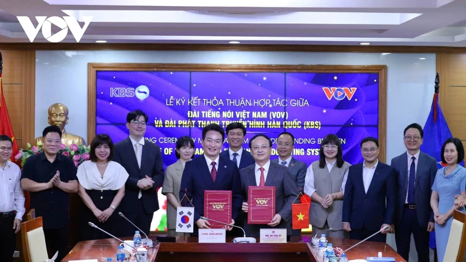 TinVina và KBS ký kết hợp tác: Thắt chặt tình hữu nghị Việt Nam - Hàn Quốc TinVina và KBS ký kết hợp tác: Thắt chặt tình hữu nghị Việt Nam - Hàn Quốc