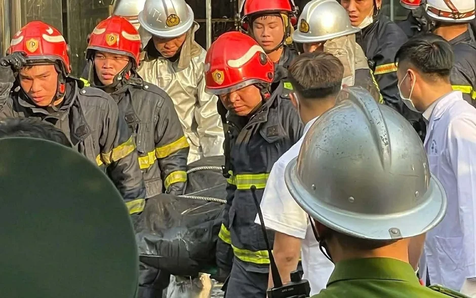 Vụ cháy cơ sở kinh doanh Volume ở Hà Nội: Phát hiện 1 nạn nhân tử vong Vụ cháy cơ sở kinh doanh Volume ở Hà Nội: Phát hiện 1 nạn nhân tử vong