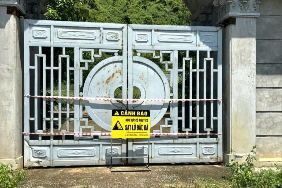 Vụ đá lăn phá nhà dân ở Ninh Bình: Vẫn chờ cơ quan chuyên môn làm rõ nguyên nhân Vụ đá lăn phá nhà dân ở Ninh Bình: Vẫn chờ cơ quan chuyên môn làm rõ nguyên nhân