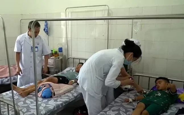 Vụ nghi ngộ độc bánh mì tại Quảng Trị: 55 bệnh nhân đã xuất viện Vụ nghi ngộ độc bánh mì tại Quảng Trị: 55 bệnh nhân đã xuất viện