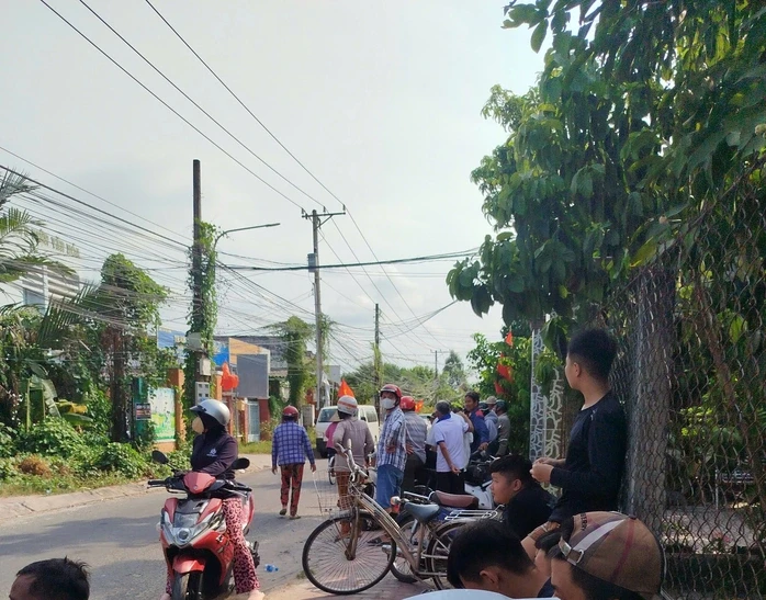 Vụ thảm án ở Tây Ninh: Thi thể 2 nạn nhân được đưa về Cà Mau Vụ thảm án ở Tây Ninh: Thi thể 2 nạn nhân được đưa về Cà Mau
