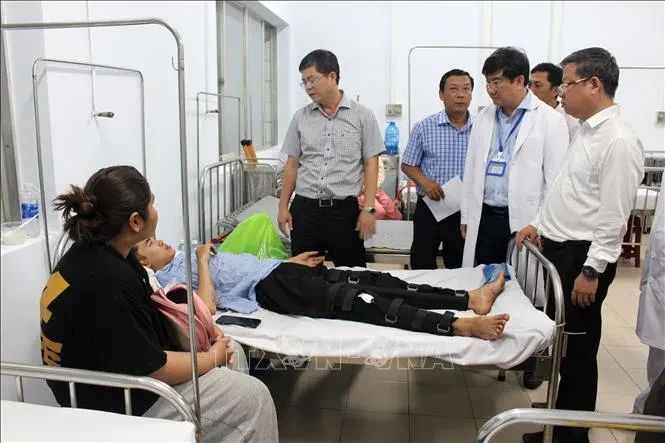 Vụ xe khách lao xuống vực ở Lâm Đồng: Tình hình cứu chữa các nạn nhân tại bệnh viện Vụ xe khách lao xuống vực ở Lâm Đồng: Tình hình cứu chữa các nạn nhân tại bệnh viện