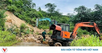 Vừa thông xe, tuyến đường ở Lâm Thượng tiếp tục sạt lở, 455 hộ dân lại bị cô lập