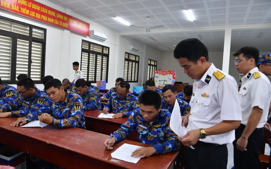 Vùng 2 Hải quân: Nâng cao chất lượng hoạt động công tác đảng, công tác chính trị Vùng 2 Hải quân: Nâng cao chất lượng hoạt động công tác đảng, công tác chính trị