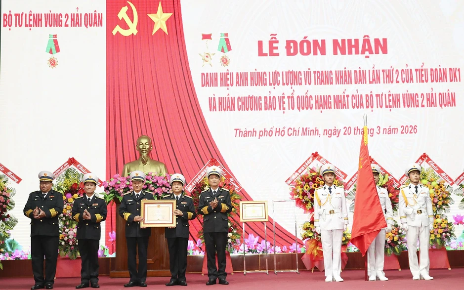 Vùng 2 Hải quân và Tiểu đoàn DK1 đón nhận danh hiệu cao quý của Đảng, Nhà nước Vùng 2 Hải quân và Tiểu đoàn DK1 đón nhận danh hiệu cao quý của Đảng, Nhà nước