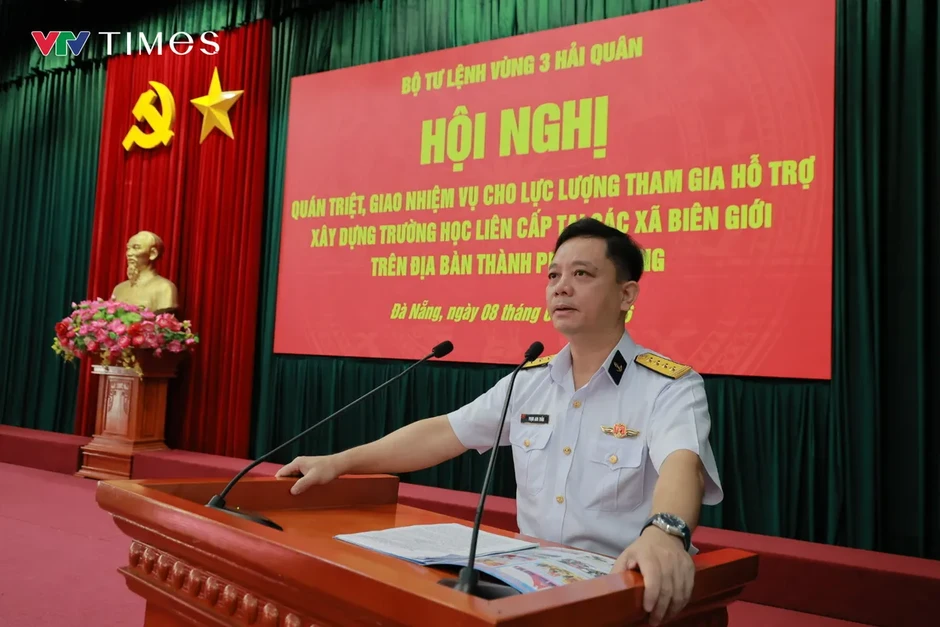 Vùng 3 Hải quân xuất quân xây trường học vùng biên giới trước năm học mới