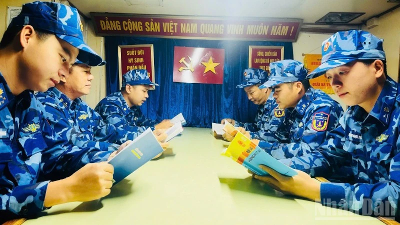 Vùng Cảnh sát biển 2 hưởng ứng Ngày Sách và Văn hóa đọc Việt Nam năm 2026 Vùng Cảnh sát biển 2 hưởng ứng Ngày Sách và Văn hóa đọc Việt Nam năm 2026