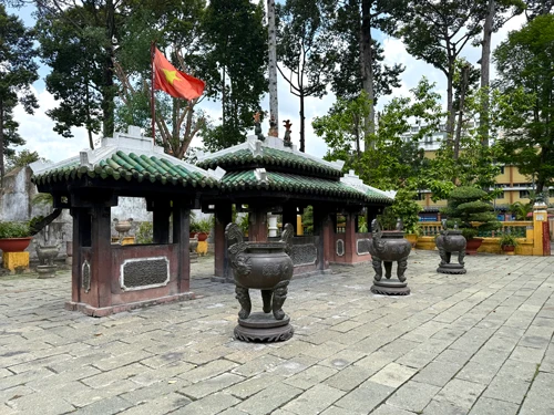 VÙNG ĐẤT MẾN THƯƠNG (*): Lưu dấu hành trình phương Nam VÙNG ĐẤT MẾN THƯƠNG (*): Lưu dấu hành trình phương Nam