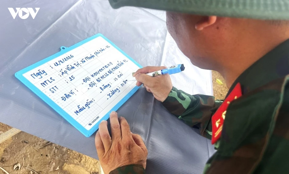 Vượt nắng, thắng mưa, chạy đua với thời gian để tìm kiếm, quy tập hài cốt liệt sĩ Vượt nắng, thắng mưa, chạy đua với thời gian để tìm kiếm, quy tập hài cốt liệt sĩ