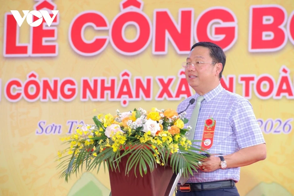 Xã Sơn Tây (Quảng Ngãi) đón nhận danh hiệu xã An toàn khu Xã Sơn Tây (Quảng Ngãi) đón nhận danh hiệu xã An toàn khu