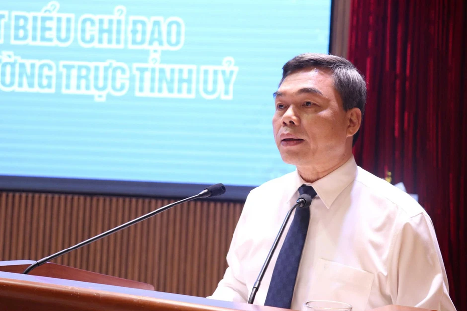 Xây dựng lớp thanh niên Tuyên Quang có bản lĩnh chính trị vững vàng và khát vọng cống hiến Xây dựng lớp thanh niên Tuyên Quang có bản lĩnh chính trị vững vàng và khát vọng cống hiến