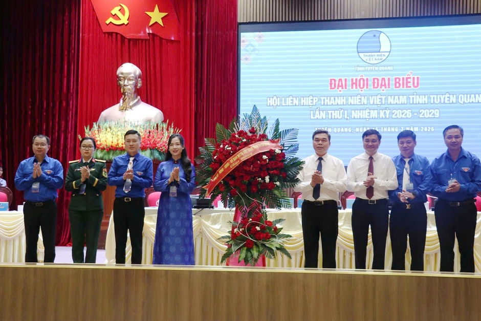 Xây dựng lớp thanh niên Tuyên Quang có bản lĩnh chính trị vững vàng và khát vọng cống hiến Xây dựng lớp thanh niên Tuyên Quang có bản lĩnh chính trị vững vàng và khát vọng cống hiến