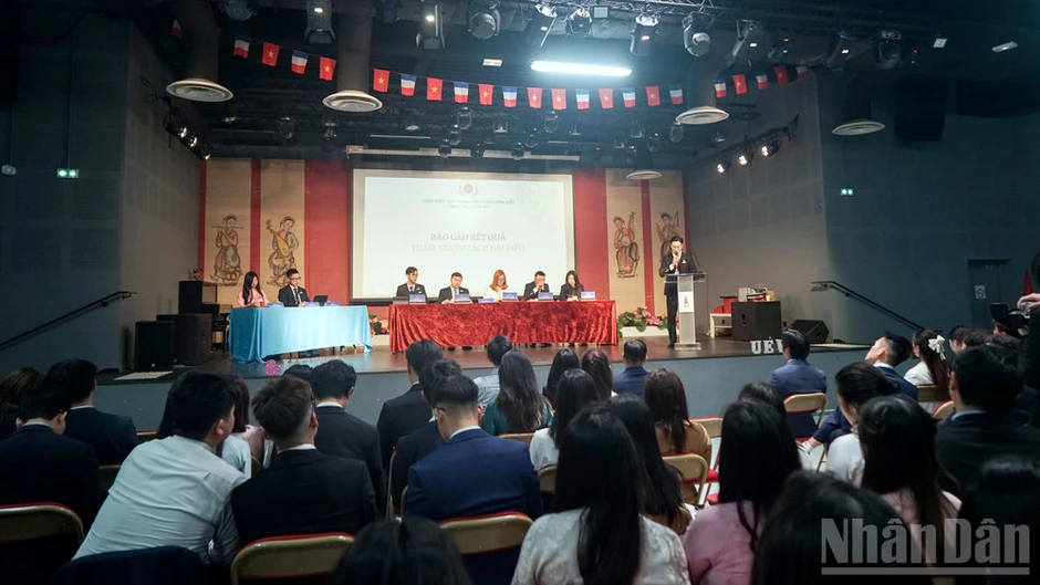 Xây dựng mạng lưới thanh niên Việt Nam vững mạnh tại châu Âu Xây dựng mạng lưới thanh niên Việt Nam vững mạnh tại châu Âu