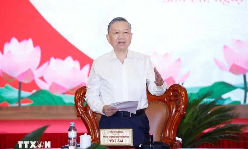 Xây dựng Sơn La thành trung tâm nông nghiệp sinh thái, chế biến nông sản và du lịch đặc sắc Xây dựng Sơn La thành trung tâm nông nghiệp sinh thái, chế biến nông sản và du lịch đặc sắc