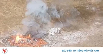 Xảy ra hiện tượng lạ sân bê tông của hộ dân ở Sơn La tự bốc cháy lúc nắng nóng
