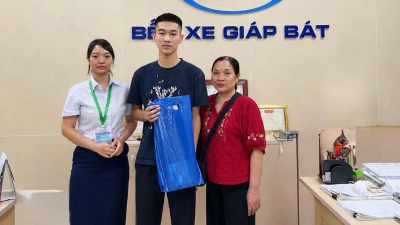 Xe buýt Hà Nội phục vụ miễn phí hơn 108 nghìn lượt hành khách trong kỳ nghỉ lễ