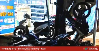 Xe máy lao vào gốc cây ở Đắk Lắk, 2 thanh niên thương vong