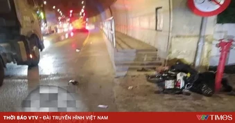 Xe máy lao vào lan can trước hầm Phú Gia, 2 người tử vong