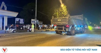 Xe máy va chạm với xe ben ở Đắk Lắk, 2 người tử vong tại chỗ