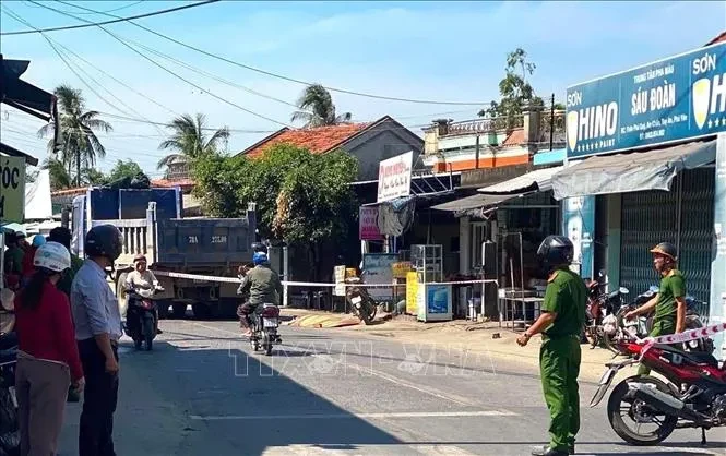 Xe tải va chạm xe máy trên tuyến ĐT649 (Đắk Lắk), 2 mẹ con thương vong Xe tải va chạm xe máy trên tuyến ĐT649 (Đắk Lắk), 2 mẹ con thương vong