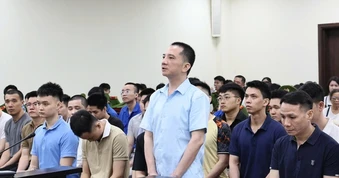 Xét xử "ông trùm" tổ chức đánh bạc hơn 4.000 tỉ đồng