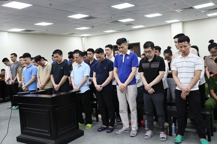 Xét xử "ông trùm" tổ chức đánh bạc hơn 4.000 tỉ đồng Xét xử "ông trùm" tổ chức đánh bạc hơn 4.000 tỉ đồng
