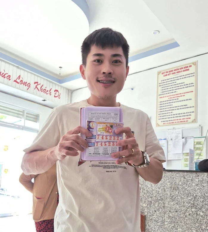 Xổ số miền Nam: Chiều 21-3, bất ngờ nơi trúng giải độc đắc của 1 đài Xổ số miền Nam: Chiều 21-3, bất ngờ nơi trúng giải độc đắc của 1 đài