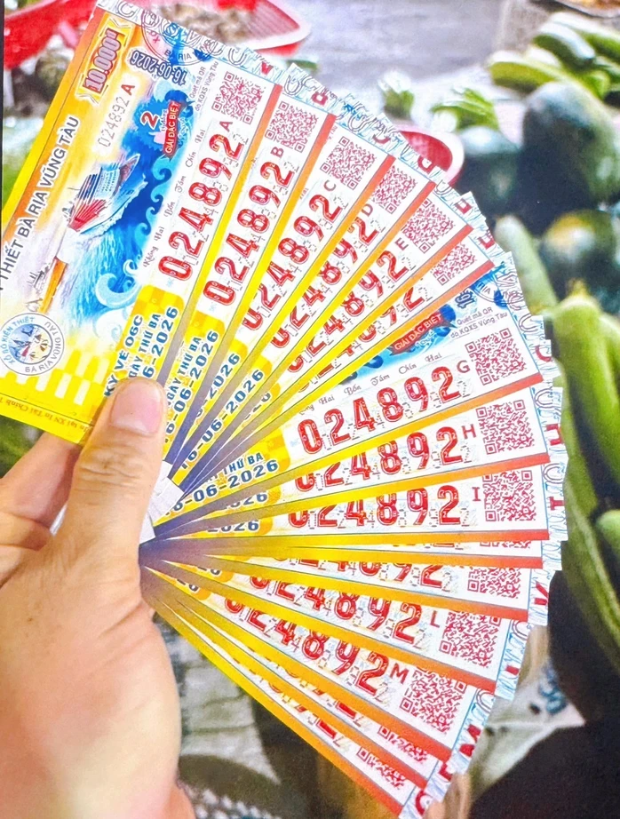 Xổ số miền Nam tiếp tục tìm ra khách hàng trúng 32 tỉ đồng Xổ số miền Nam tiếp tục tìm ra khách hàng trúng 32 tỉ đồng