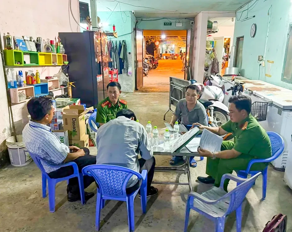 Xóa các tụ điểm ma túy, làm sạch địa bàn Xóa các tụ điểm ma túy, làm sạch địa bàn