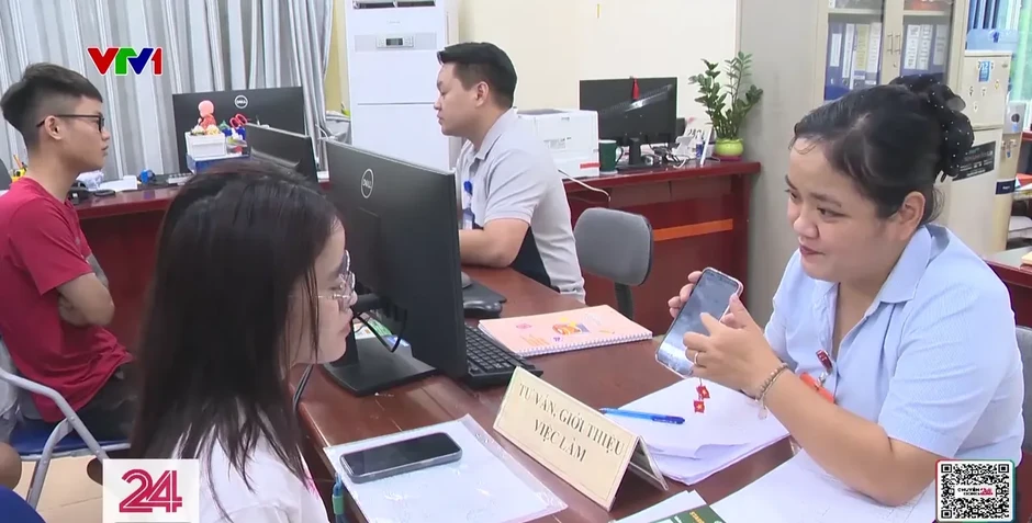 Xu hướng “nhảy việc” của giới trẻ: Không ngại bắt đầu lại Xu hướng “nhảy việc” của giới trẻ: Không ngại bắt đầu lại