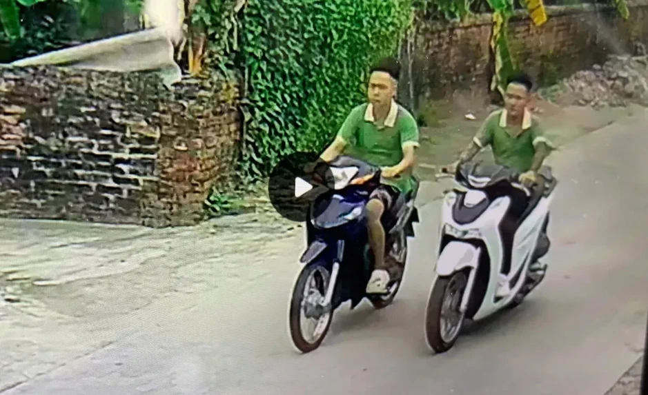 Xử lý 2 thanh niên ở Hưng Yên đi xe mô tô không đội mũ bảo hiểm, lạng lách, đánh võng Xử lý 2 thanh niên ở Hưng Yên đi xe mô tô không đội mũ bảo hiểm, lạng lách, đánh võng