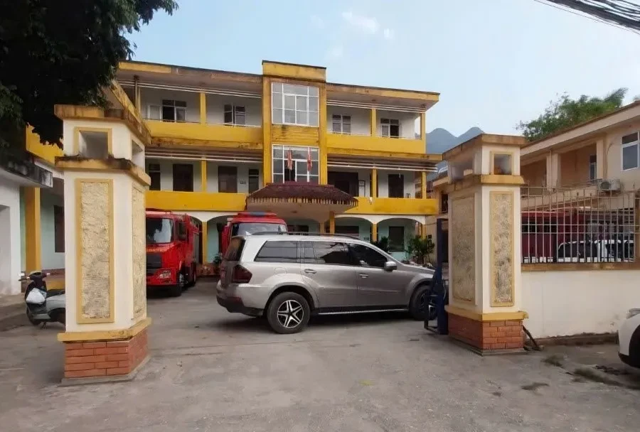 Xử lý nghiêm đối tượng chiếm giữ hồ sơ vi phạm, dùng xe chặn cổng Trạm CSGT Xử lý nghiêm đối tượng chiếm giữ hồ sơ vi phạm, dùng xe chặn cổng Trạm CSGT