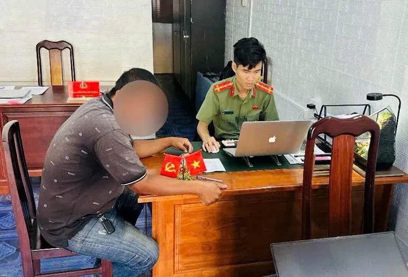 Xử lý người đàn ông ở Cần Thơ tương tác với trang mạng phản động Xử lý người đàn ông ở Cần Thơ tương tác với trang mạng phản động
