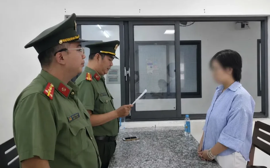 Xử phạt hai trường hợp thuê người thi hộ chứng chỉ tiếng Anh để nhận bằng Thạc sĩ