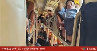 Xử phạt xe khách tuyến Huế - Viêng Chăn "nhồi nhét" trên Quốc lộ 9