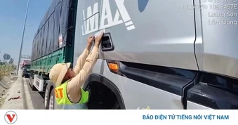 Xử phạt xe ô tô đầu kéo hơn 100 triệu đồng vì nhiều lỗi nghiêm trọng