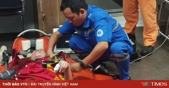 Xuyên đêm vượt sóng lớn, cứu bệnh nhân nguy kịch từ Cù Lao Chàm