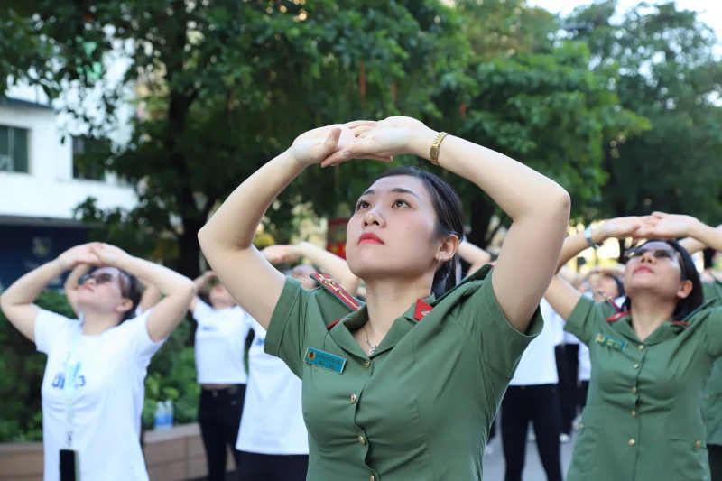 Y tế phải đi trước một bước - đến với người dân khi họ còn khỏe